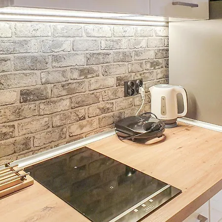 1 Bedroom Beautiful In Apartman