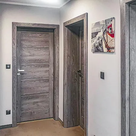 1 Bedroom Beautiful In *
