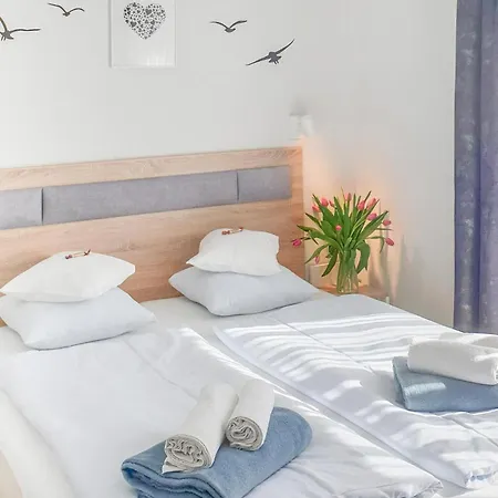 Apartman 1 Bedroom Beautiful In