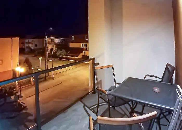 Cozy In With Wifi Apartament